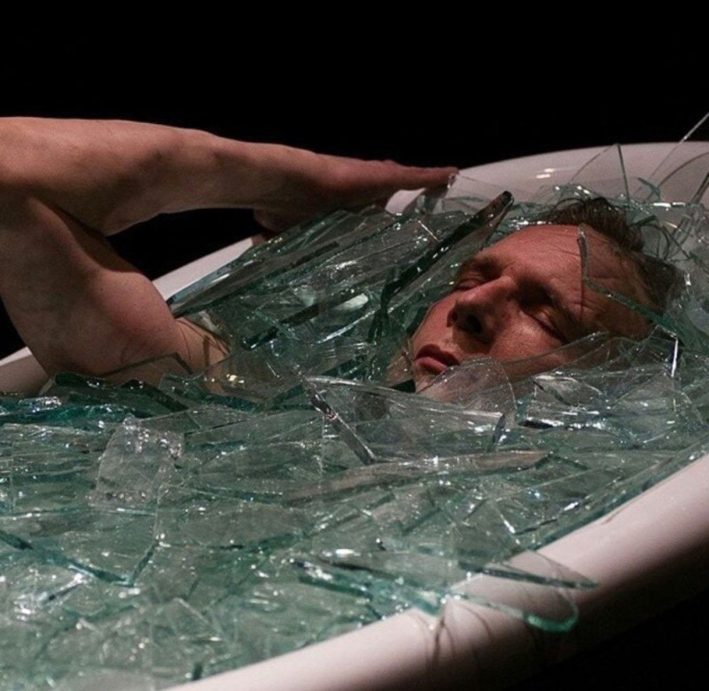 Create meme: bathtub with glass, A man in a bathtub with glass, The man in the bathtub