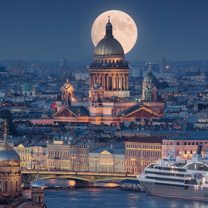 Create meme: night St. Isaac's Cathedral, St. petersburg St. Isaac's Cathedral, St. Isaac's Cathedral 