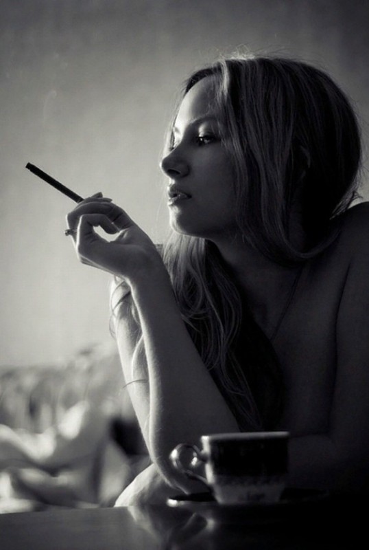 Create meme: Daria Udovkina, girl with a cigarette, girl with a cigar