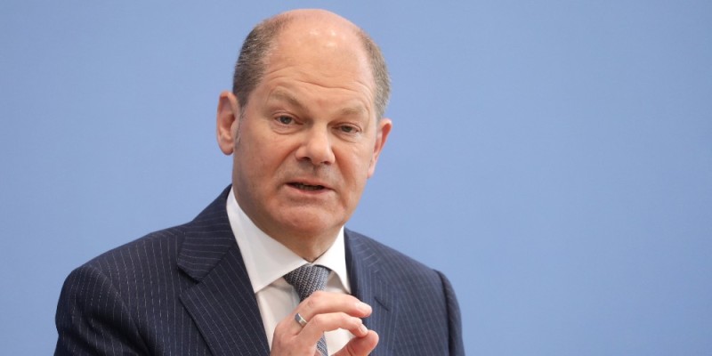 Create meme: german Foreign Minister, olaf scholz, annalena burbok