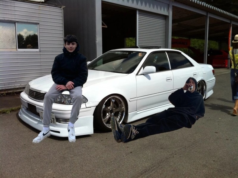 Создать мем: toyota chaser 100 cr kai, jzx 100 mark 2, шотган chaser jzx90