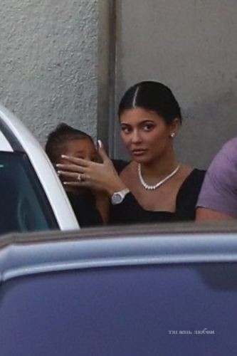 Create meme: Kylie Jenner, Kylie Jenner and Stormy Paparazzi, stormi webster