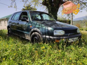 Создать мем: Volkswagen Golf III, фольксваген гольф 1995г, фольксваген гольф 1993г