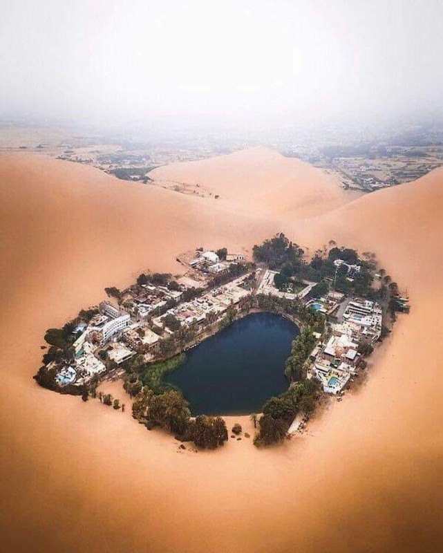 Create meme: Huacachina is an oasis in the desert, The oasis of huacachina, an oasis in the desert