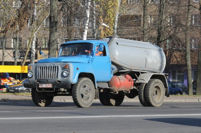 Создать мем: ассенизатор, газ 3307 ассенизатор, газ 53 12