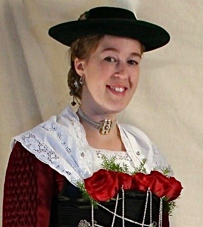 Create meme: traditional german costume, national folk costume of Italy, the national costume of the Black Forest