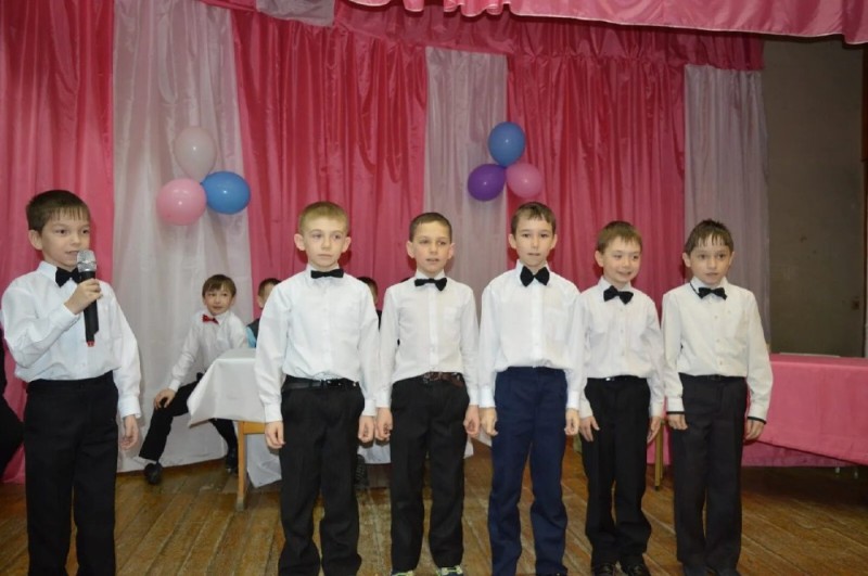 Create meme: boys' school, The competition come on boys, children's vocal group