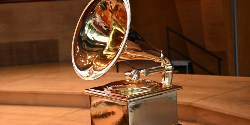 Create meme: Grammy Awards, golden gramophone statuette, Grammy Award