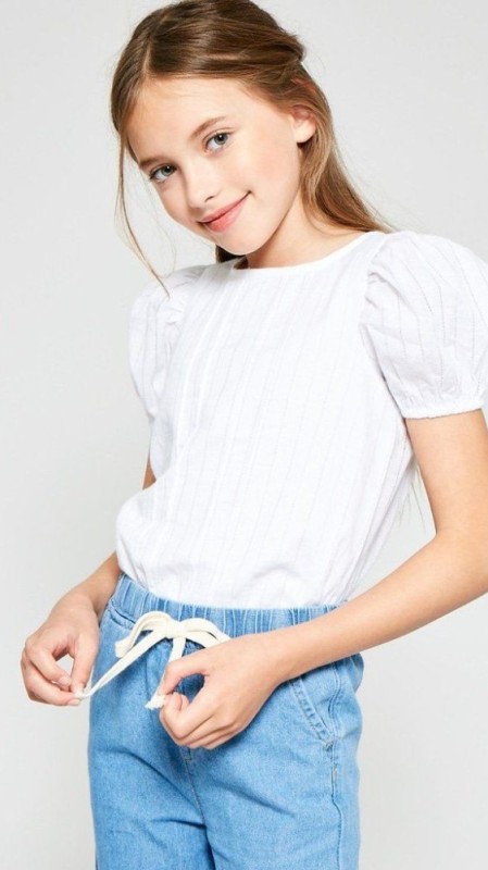 Create meme: maisie de krassel model 2019, girls children's fashion, The blouse is stylish