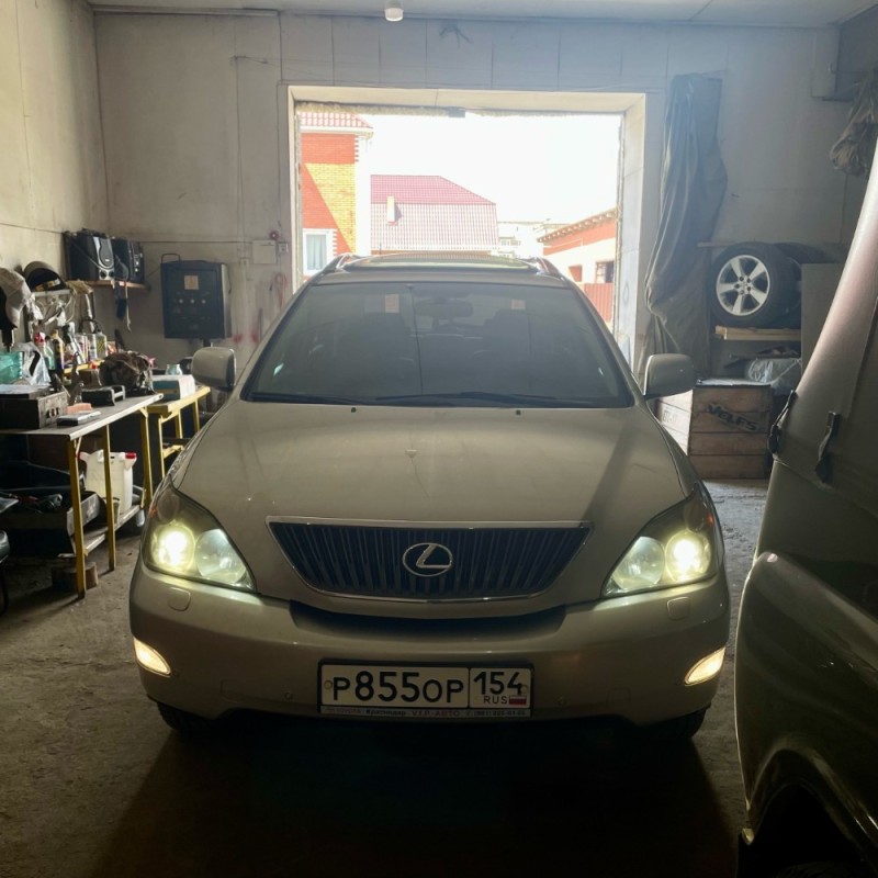 Создать мем: Lexus RX II Рестайлинг, lexus rx 2006, lexus rx 2007