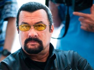 Создать мем: американские актеры, стивен сигал, steven seagal