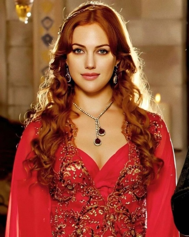 Create meme: magnificent century hürrem Sultan, hürrem Sultan, Hurrem sultan from the magnificent century