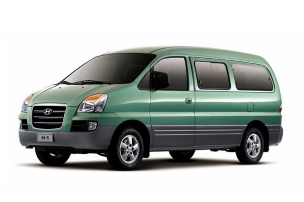 Создать мем: hyundai h1 grand starex, hyundai starex 2002, хендай старекс 2002