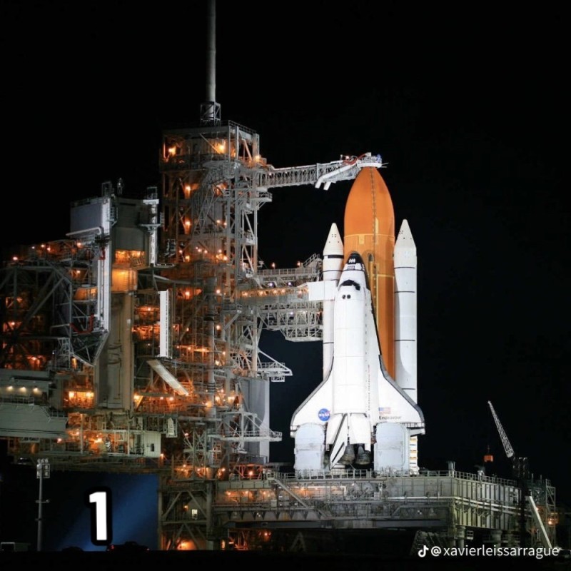 Create meme: space shuttle, space shuttle endeavour, space shuttle challenger