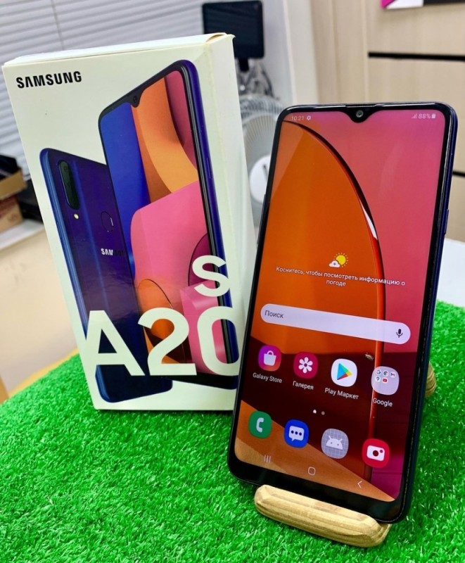 Создать мем: samsung a 20 s, смартфон samsung, samsung galaxy a 6