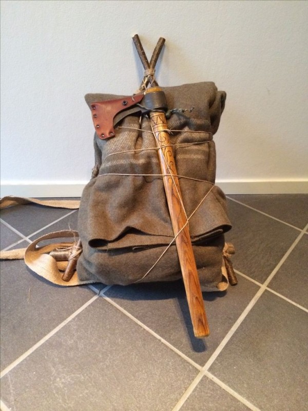 Create meme: bushcraft ponyaga, men's canvas backpack, leather twist backpack