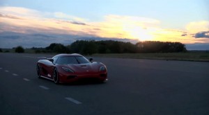 Создать мем: koenigsegg agera, koenigsegg, гиперкар koenigsegg