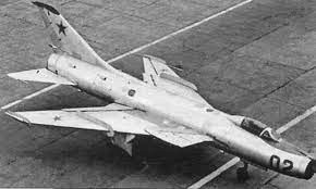 Создать мем: советские истребители, реактивный истребитель миг 19, самолёт миг е-152а