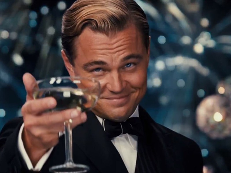 Create meme: DiCaprio Gatsby, Leonardo DiCaprio with a glass of, Leonardo DiCaprio the great Gatsby
