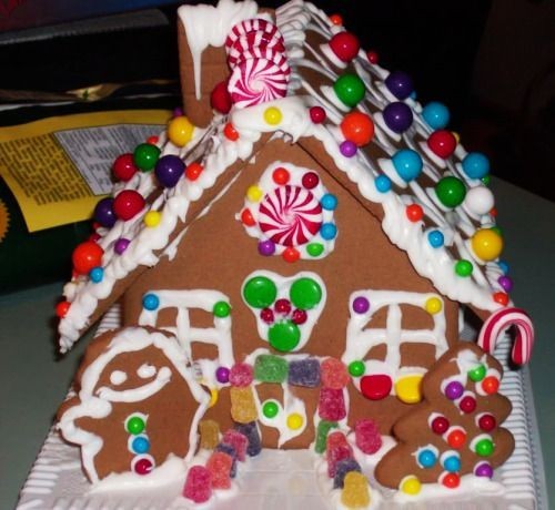 Создать мем: имбирный домик, пряничный дом, gingerbread house