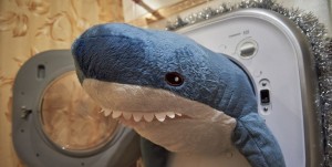 Создать мем: акула из икеа 1,5 млн, акула икеа 55 см, акула ikea