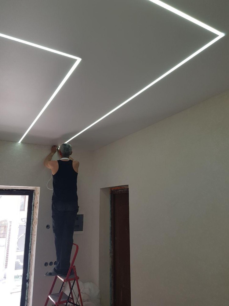 line light ceiling