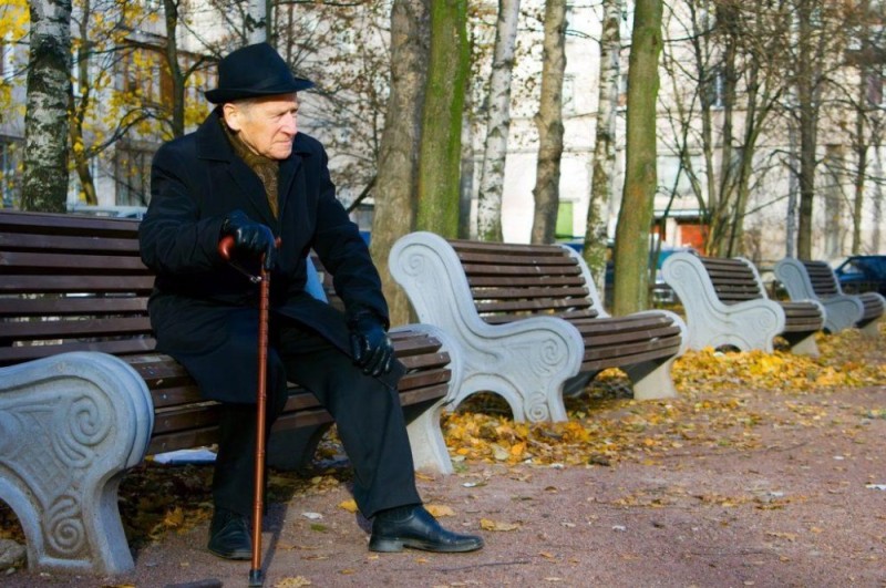 Create meme: old people on the bench, elderly men on a bench, the old man on the bench