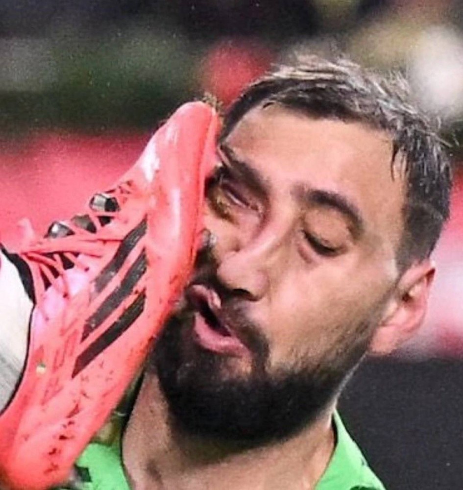 Create meme: gianluigi donnarumma, Gianluigi Donnarumma goalkeepers, Gianluigi Donnarumma