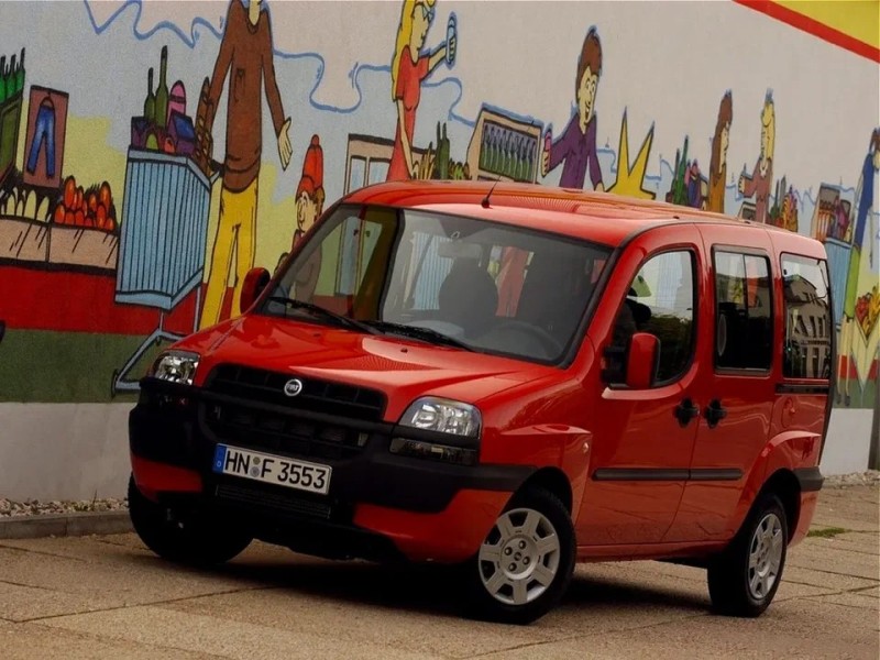 Создать мем: Fiat Doblo I, фиат добло 1 4, фиат добло макси