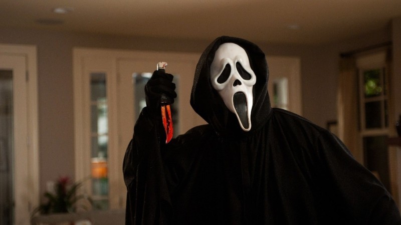 Create meme: scream 5, the mask from scream, the ghostly face