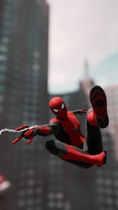 Создать мем: spider-man ps4 upgraded suit, человек паук кадры из фильма 2019, человек-паук вдали от дом