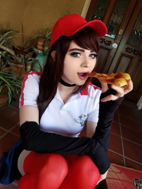 Create meme: c9 sneaky cosplay ram, sneaky sivir, sneaky cosplay Caitlin