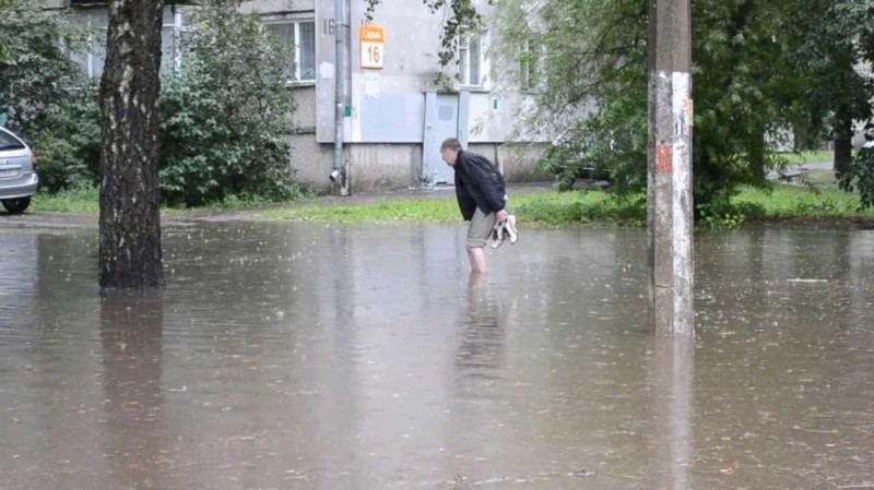 Create meme: the flood in Yaroslavl, the flood , rainfall