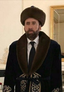 Создать мем: николас кейдж в казахстане, николас кейдж в казахском национальном костюме, Николас Кейдж
