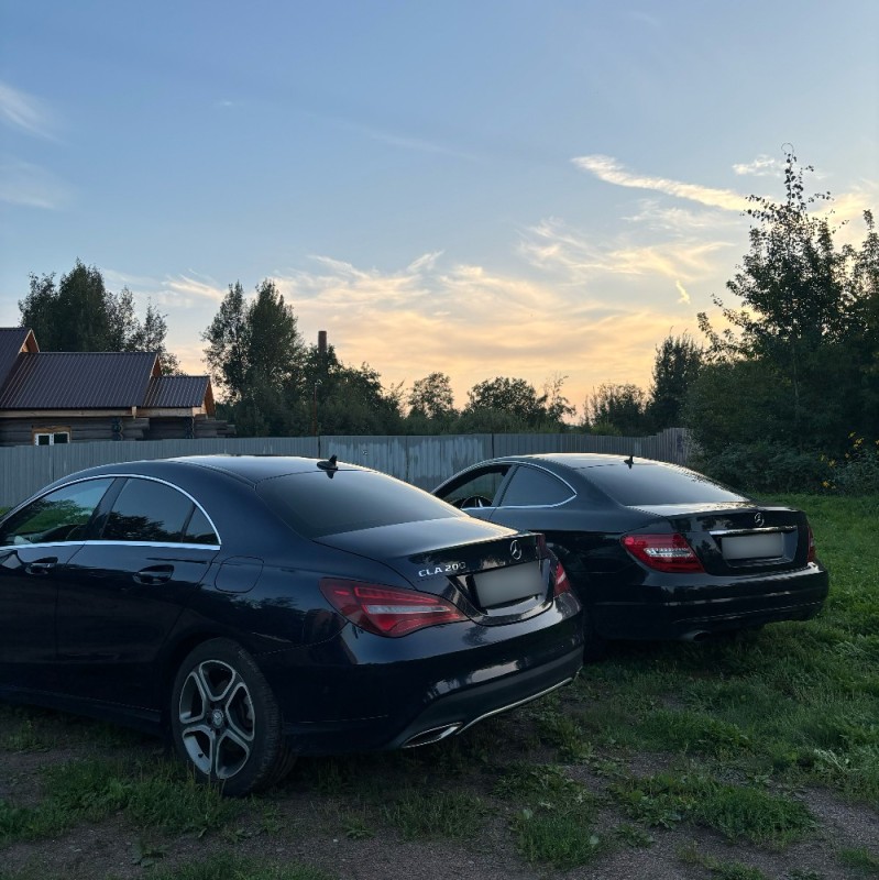 Создать мем: mercedes benz cla 250, mercedes cla 200, мерседес cla 200