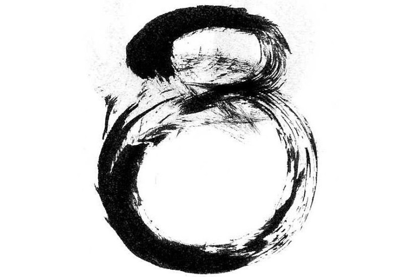 Create meme: tattoo kettlebell sketch, enso ouroboros, tattoo kettlebell