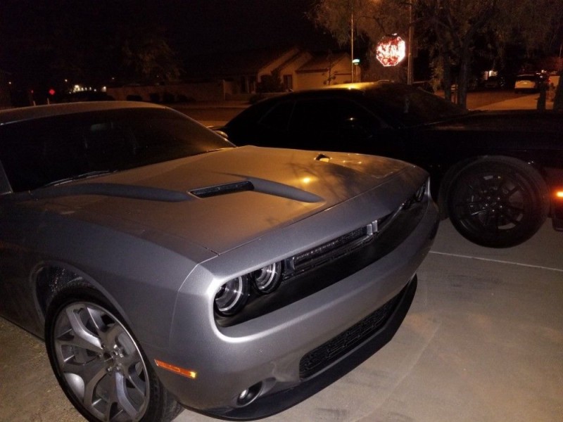 Create meme: 2017 dodge challenger, dodge challenger 2018, dodge challenger r t