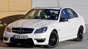 Создать мем: mercedes-benz c-класс, mercedes-benz c63 amg w204 купе, mercedes benz c 63 amg