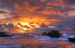 Create meme: ocean sunset, sea sunset surf, sunset sea