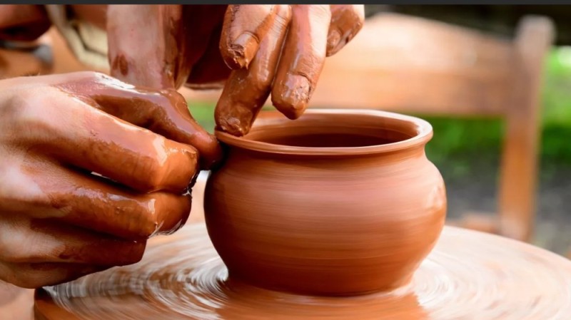 Create meme: pottery, pottery art, festival of folk arts and crafts "living clay"