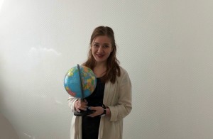 Create meme: globe, Maria Bobrova, Anna aliny