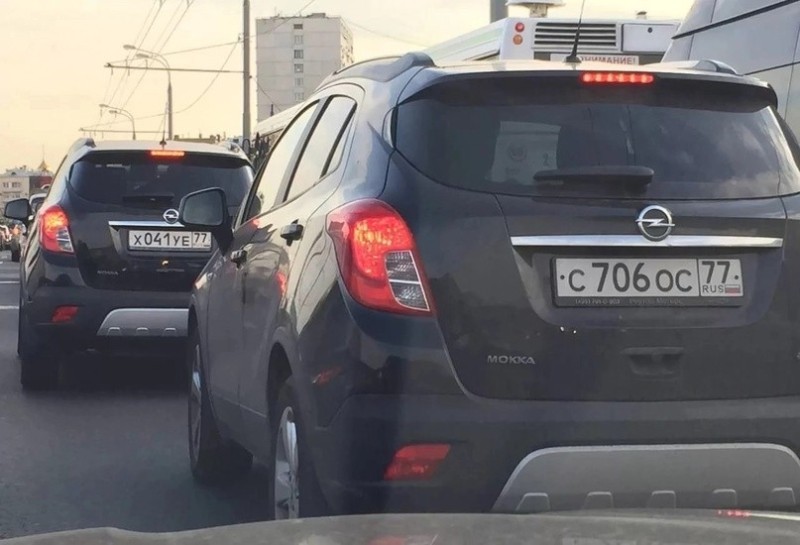 Создать мем: опель мокка 2012, опель мокка 2014, opel mokka 2012