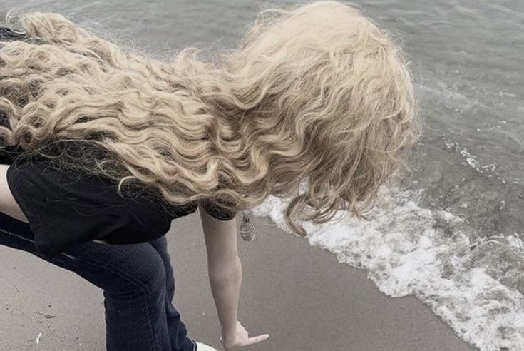 Create meme: long curly hair, blonde with long hair, curly hair