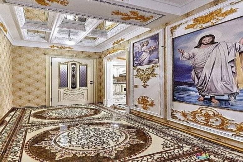 Create meme: luxurious Antonovich, Baroque interior, antonovich design luxury house