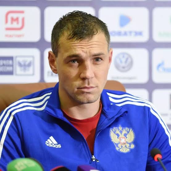 Create meme: artem dzyuba, dzyuba russian national team, dzyuba press conference