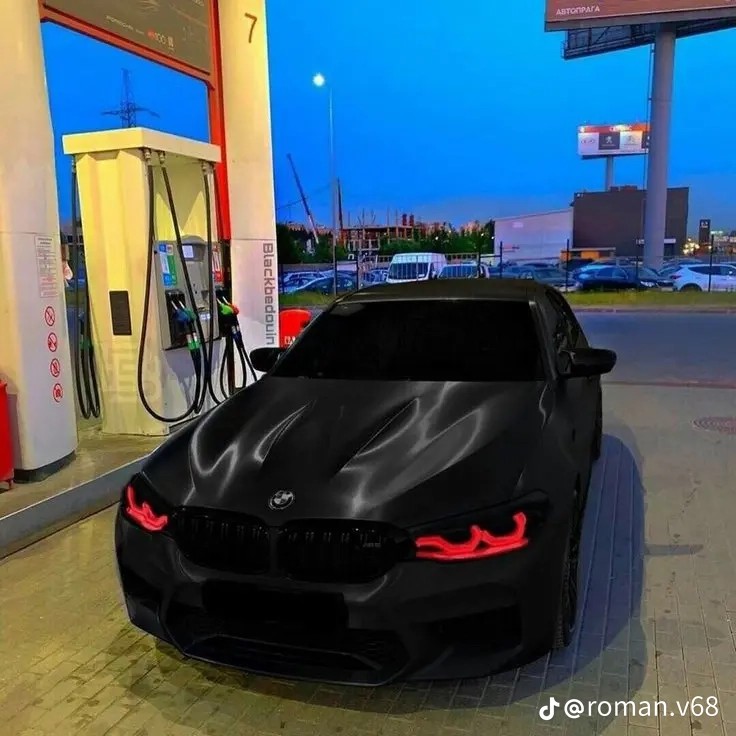 Create meme: m 5 f 90 bmw, bmw m 4 black, bmw m 4 f 82 