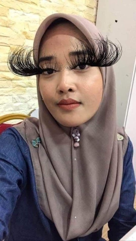 Create meme: huge eyelashes, the biggest eyelashes, natural lashes