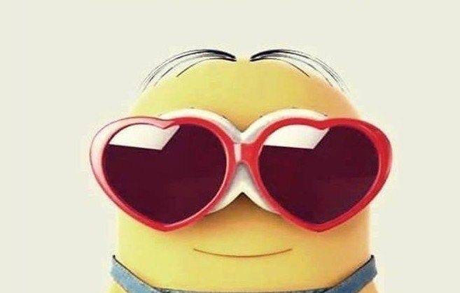 Создать мем: minion, миньоны любовь, с днем святого валентина миньоны