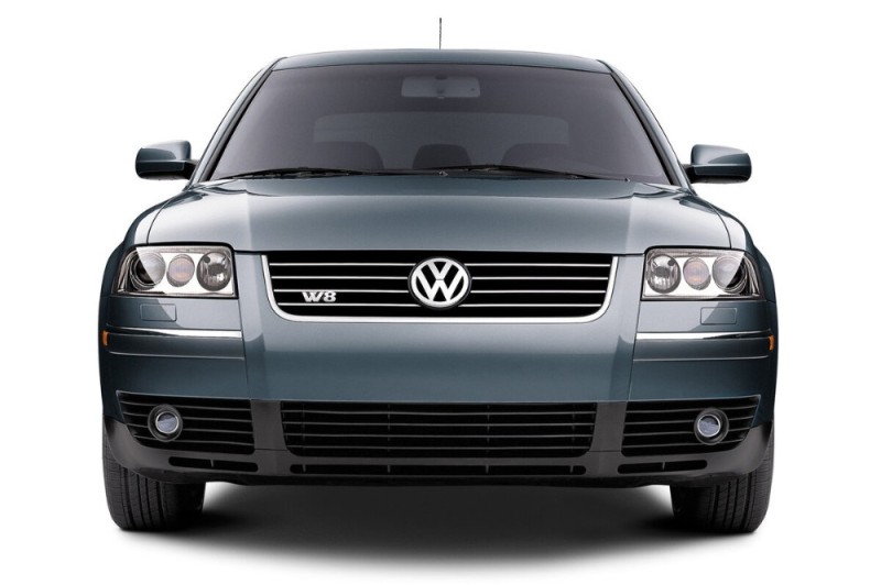 Create meme: volkswagen passat b 5, folksvagen passat, passat b 5 facelift