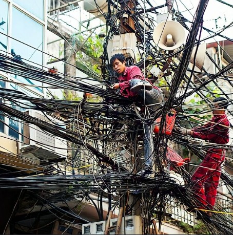 Create meme: wires in, a bunch of wires, wires in Thailand on the street